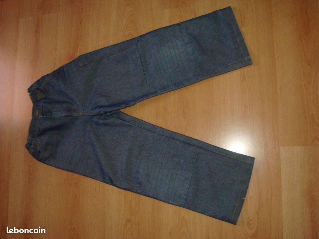 Pantalon neuf taille 8 ans (image 1)