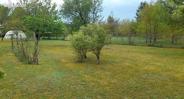 Terrain 1 050 m² Couzeix