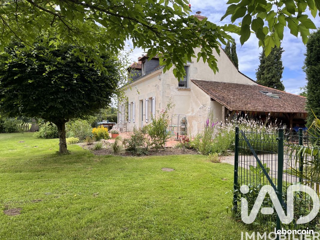 Maison 5 pièces 128 m² · à Baugé-en-Anjou · 128 m² · 279 000 €