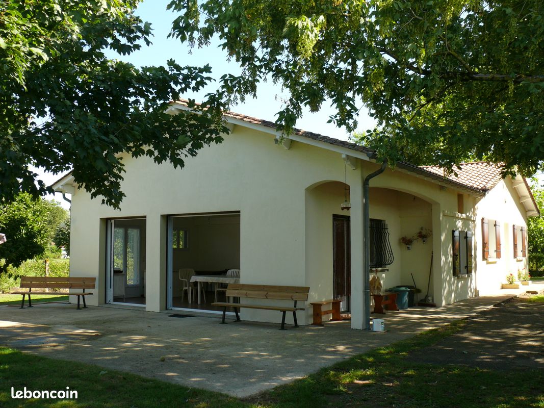 Maison 5 pièces 140 m² · à Ménesplet · 140 m² · 240 000 €