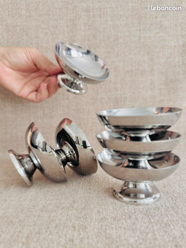 Lot de 6 coupes à glace dessert vintage Space Age en inox années 70 (image 1)