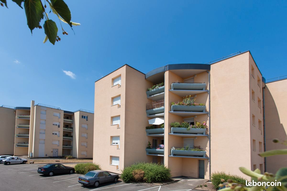 Appartement 4 pièces 97 m² · à Saint-Laurent-sur-Saône · 97 m² · 168 000 €