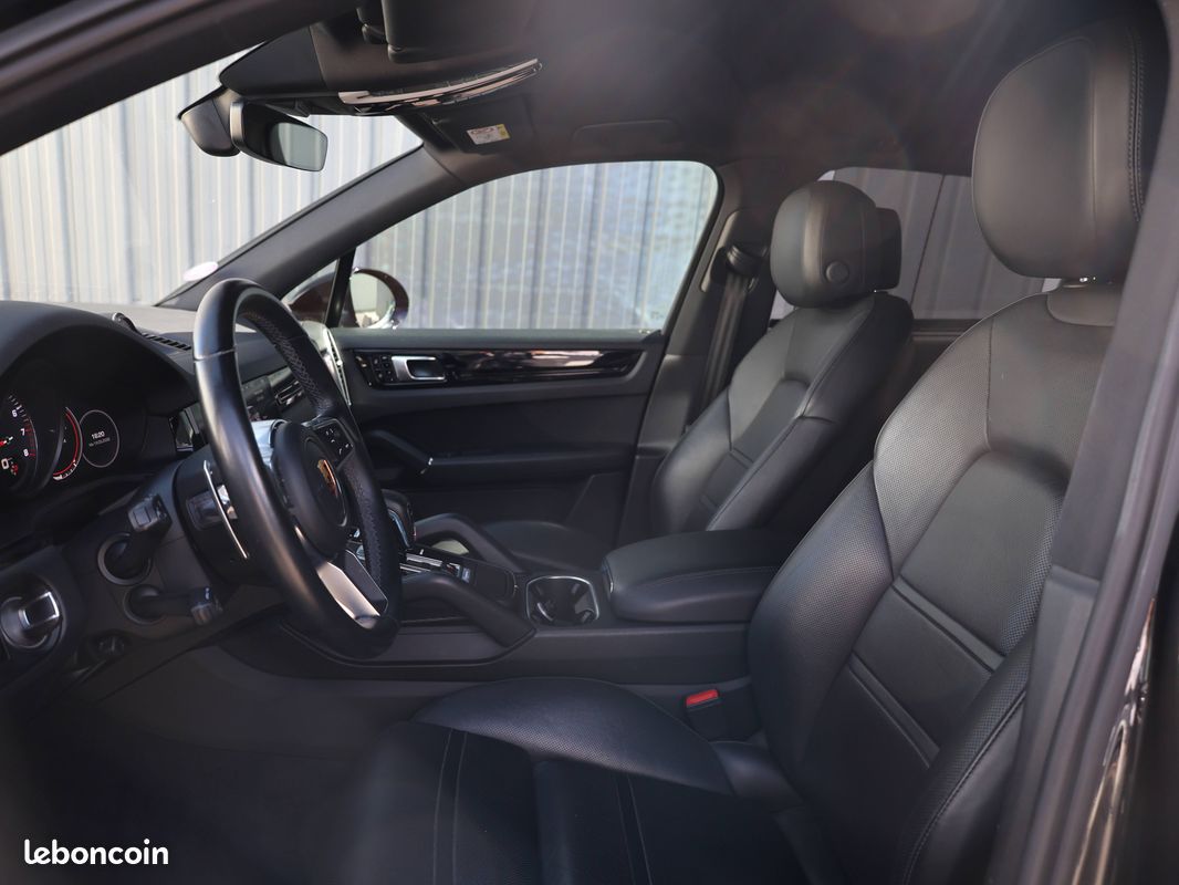 PORSCHE Cayenne 3.0 V6 440 ch Tiptronic BVA S (image 8)