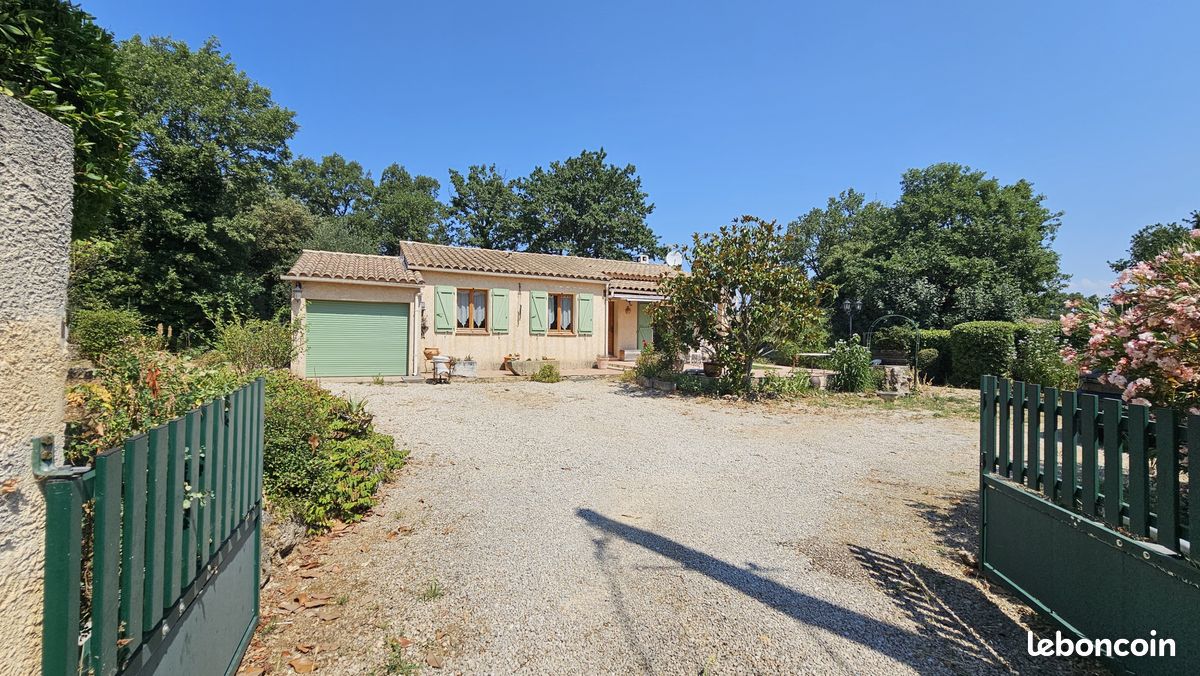 Maison 4 pièces 90 m² · à Bagnols-en-Forêt · 90 m² · 420 000 €