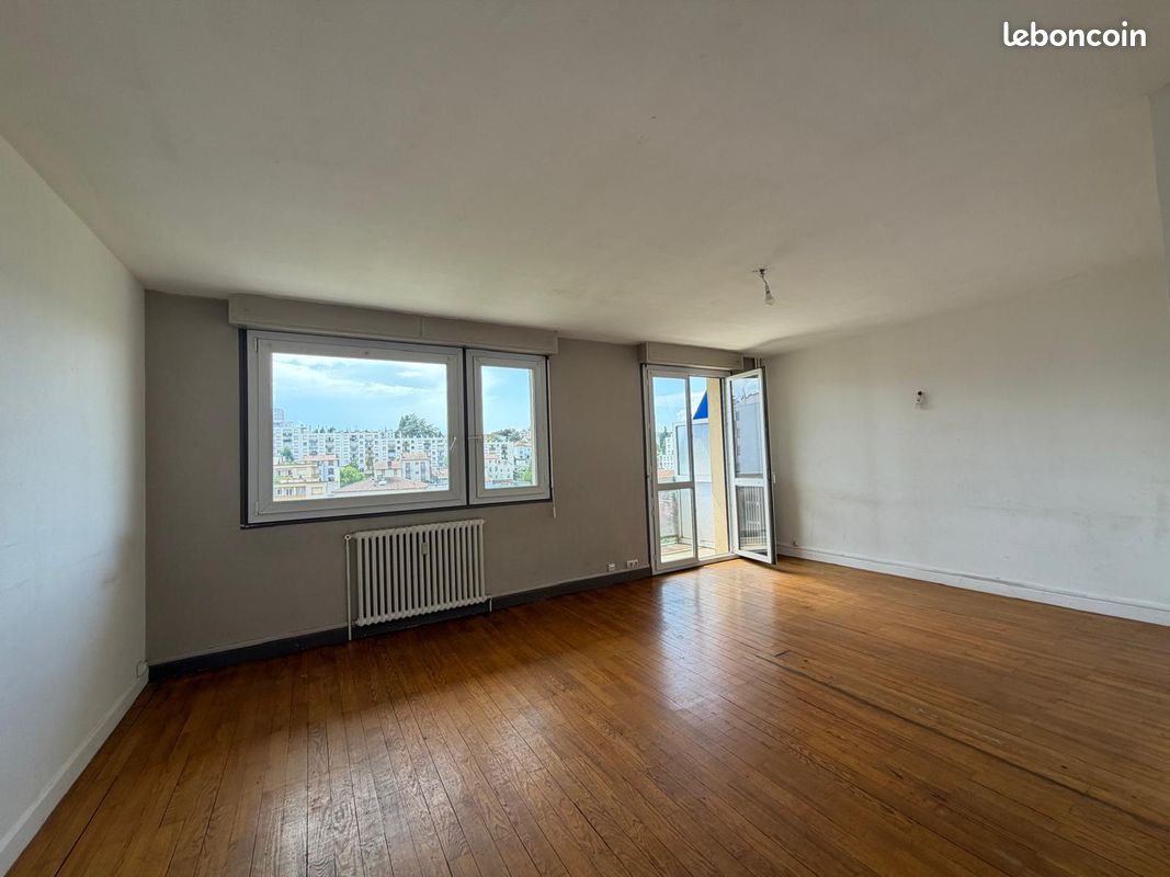 Appartement 3 pièces 67 m² · à Saint-Étienne · 67 m² · 90 000 €