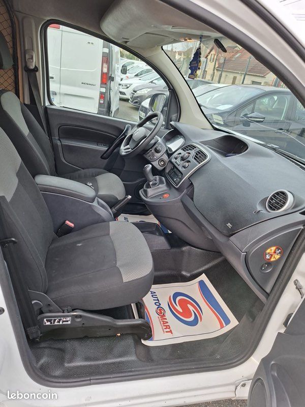 RENAULT KANGOO 1,5 DCI-90 GRAND CONFORT 2018 -283000KMS 1èreMAIN 3300E TVA RÉCUPÉRABLE (image 9)