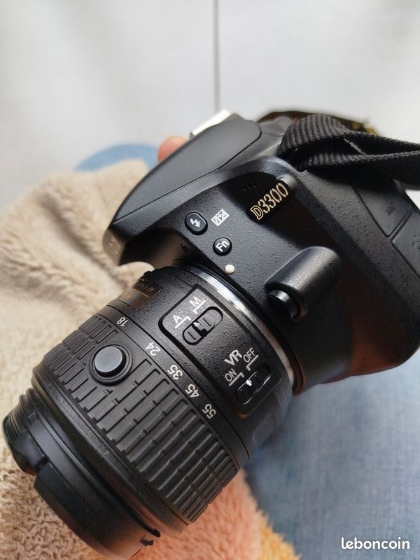 Appareil Photo Numérique Reflex Nikon D3100 + Deux Objectifs - Très Bon état