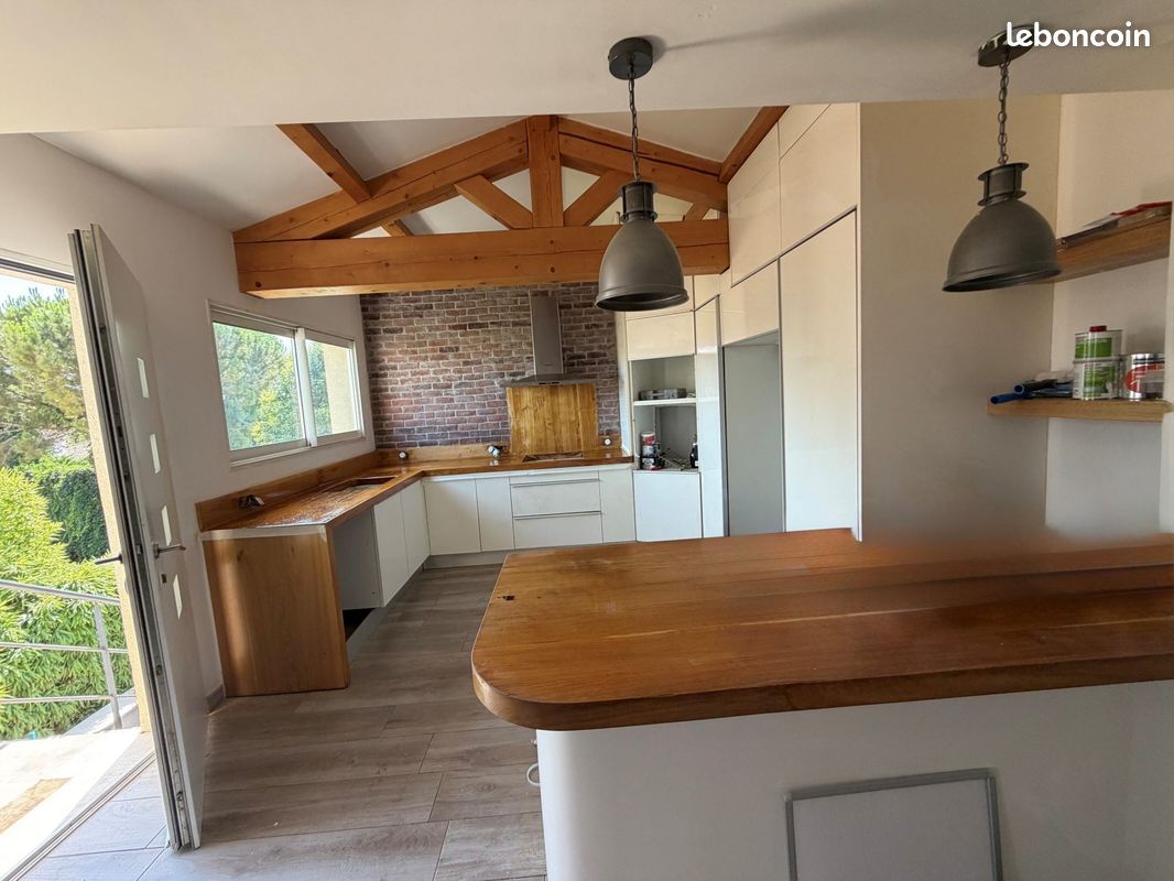 Appartement 4 pièces 89 m² · à Meyreuil · 89 m² · 1 350 €