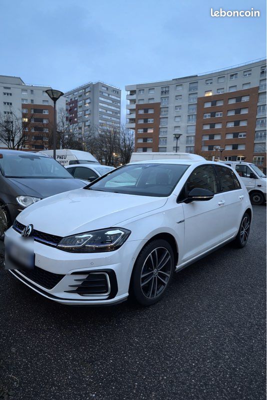 Golf 7 GTE (image 1)