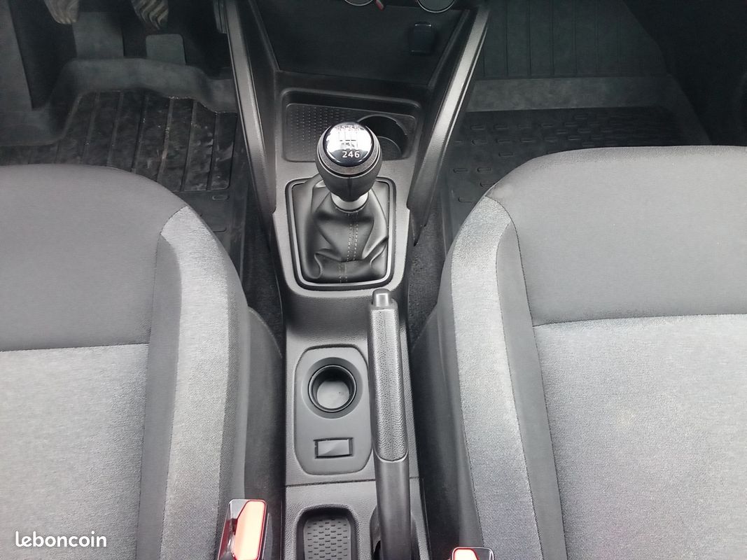 Dacia duster 0.9 tce 90 essential (image 27)