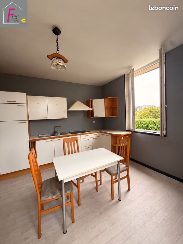 Appartement 3 pièces 45 m² · à Flixecourt · 45 m² · 702 €/mois