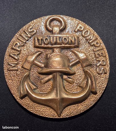 Plaque Ou Insigne TB1175 Bâtiment Soutien Mobile Garonne - Occasion - Marine France