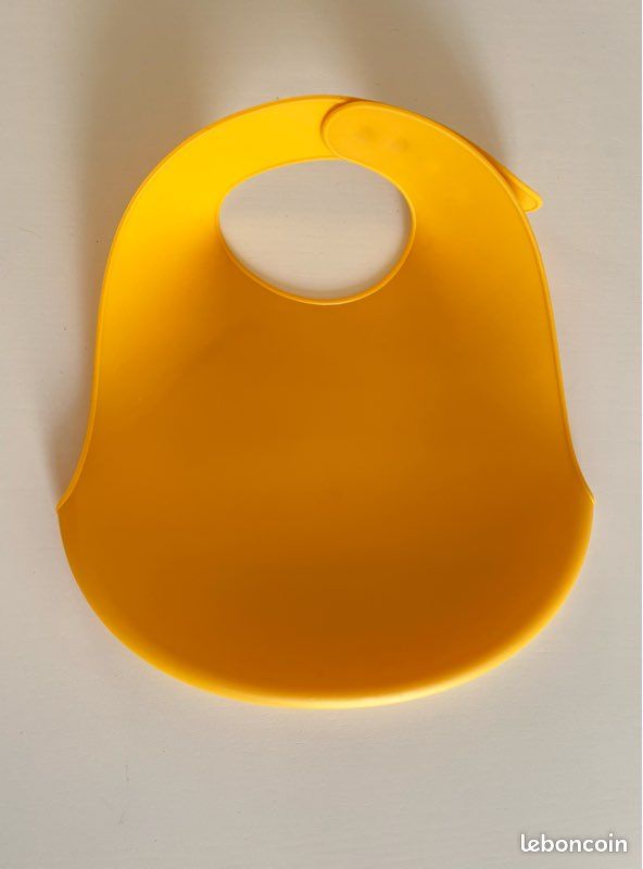 Bavoir bébé en silicone jaune (image 5)