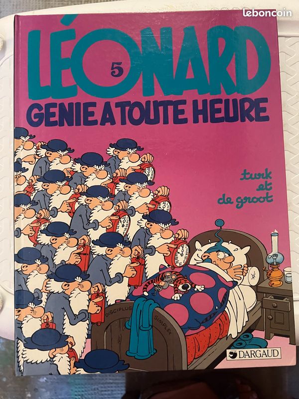 Lot de 4 BDs Léonard (image 4)