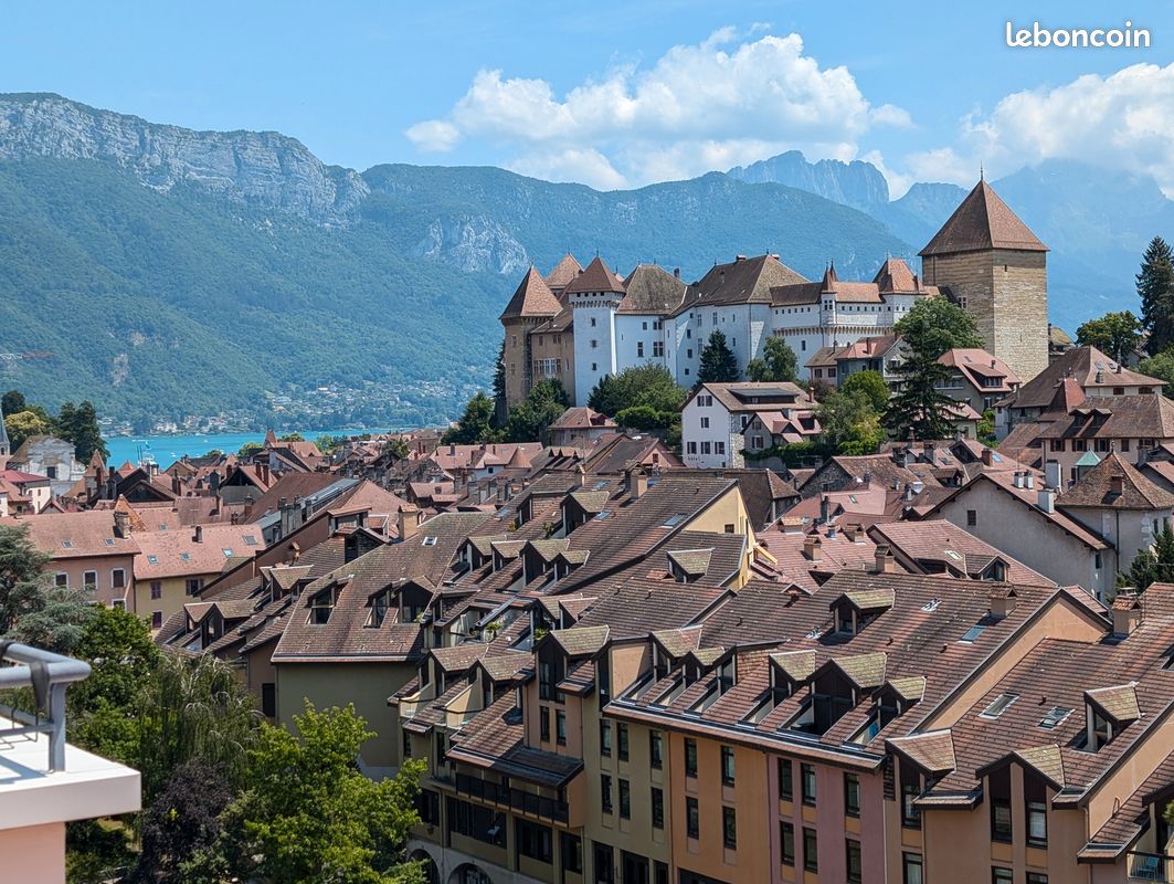 Appartement 2 pièces 49 m² · à Annecy · 49 m² · 1 300 €
