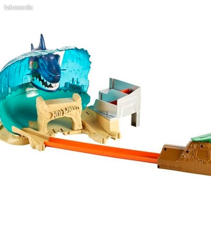 Circuit et 15 🚗 hotwheels city : l'attaque du requin (image 3)