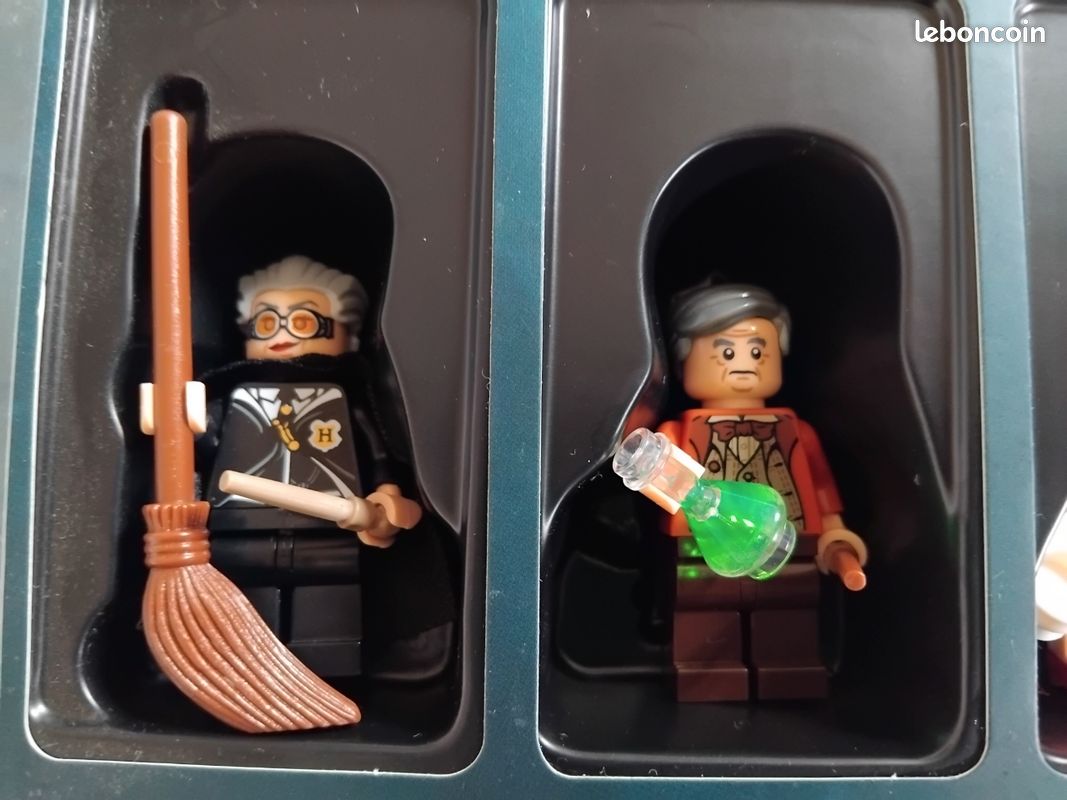 Lego 5005254 Harry Potter Bricktober Barnes And Noble Lego