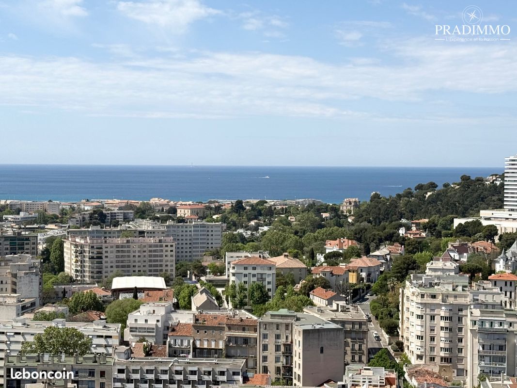 Appartement 1 pièce 28 m² · à Marseille · 28 m² · 890 €/mois