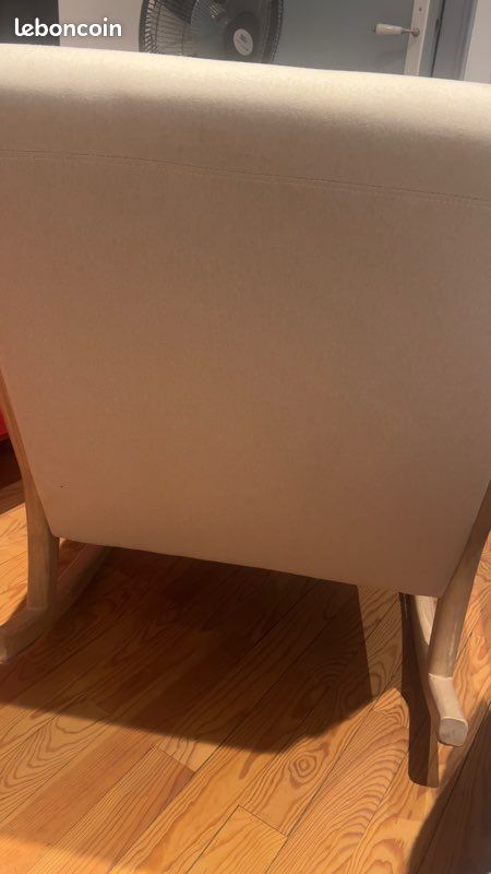 Rocking chair scandinave (image 2)