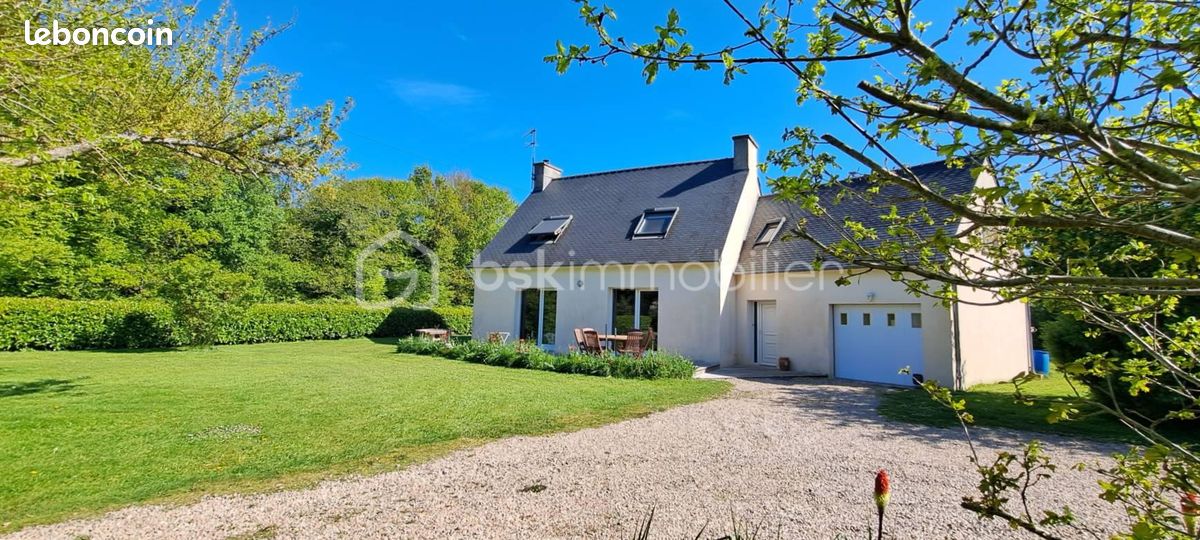 Maison 7 pièces 125 m² · à Huelgoat · 125 m² · 231 000 €