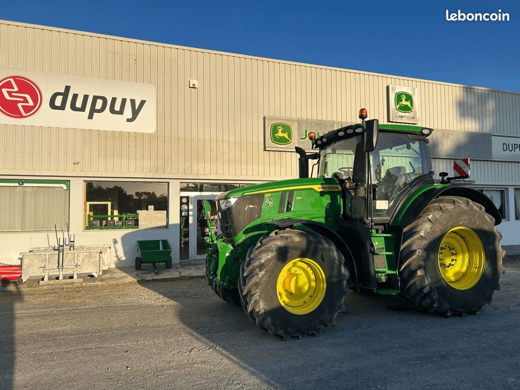 John Deere 6R250 (image 1)