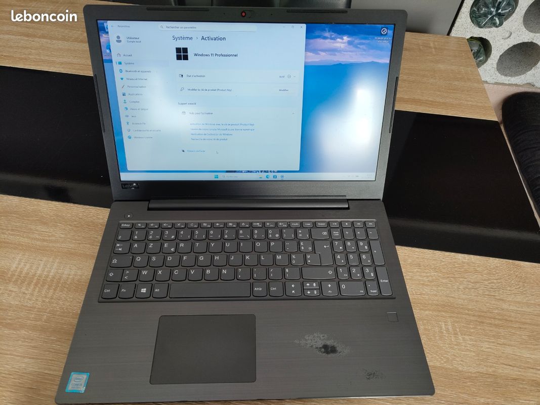 PC Portable Lenovo V130-15IBK 15.6" Gris - Occasion Fonctionnel - SANS Disque Dur Ni Chargeur
