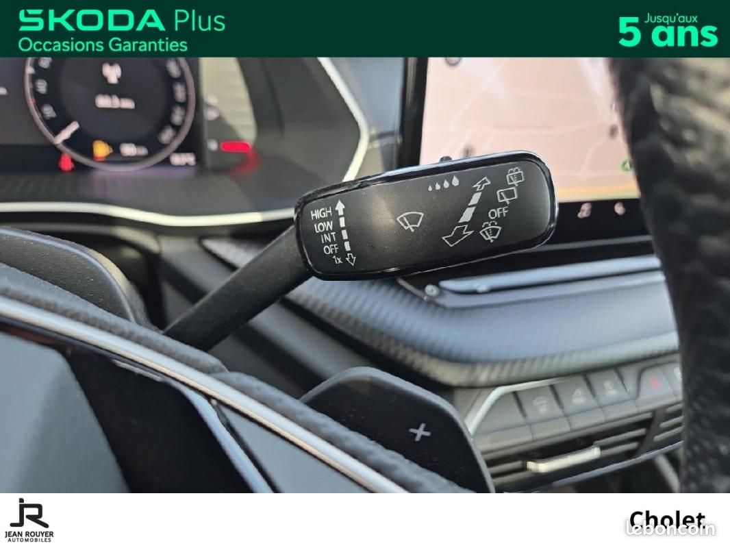 Skoda Octavia COMBI 2.0 TDI 150 ch SCR DSG7 Sportline (image 23)