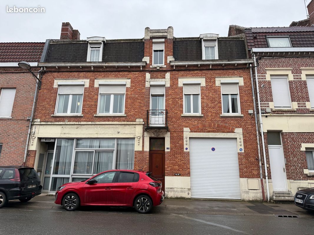 Maison 4 pièces 113 m² · à Merville · 113 m² · 127 000 €