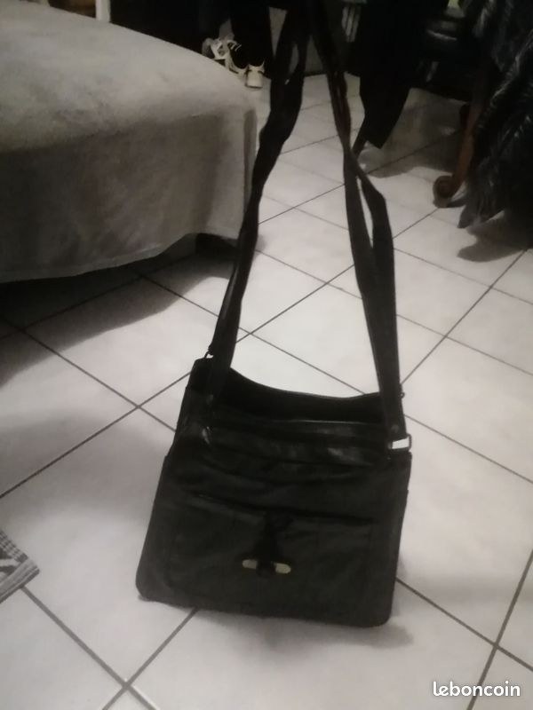 Sac à main simili cuir (image 2)