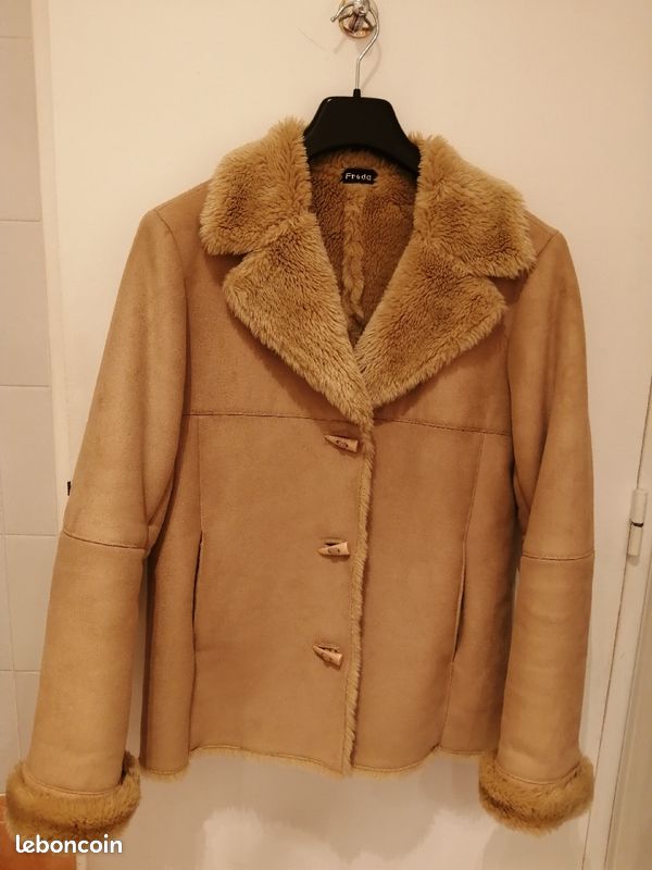 Veste fourrée femme T3 (40-42) (image 1)