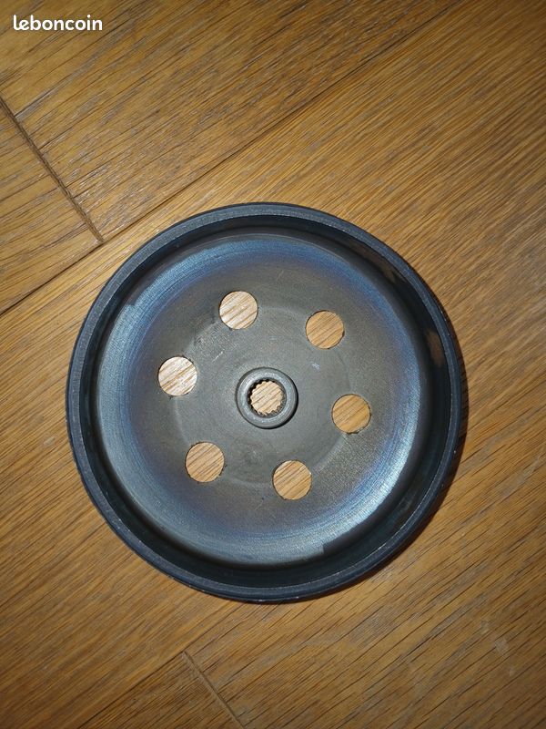 Cloche d'embrayage origine pour Nitro MBK Aerox Yamaha (image 3)