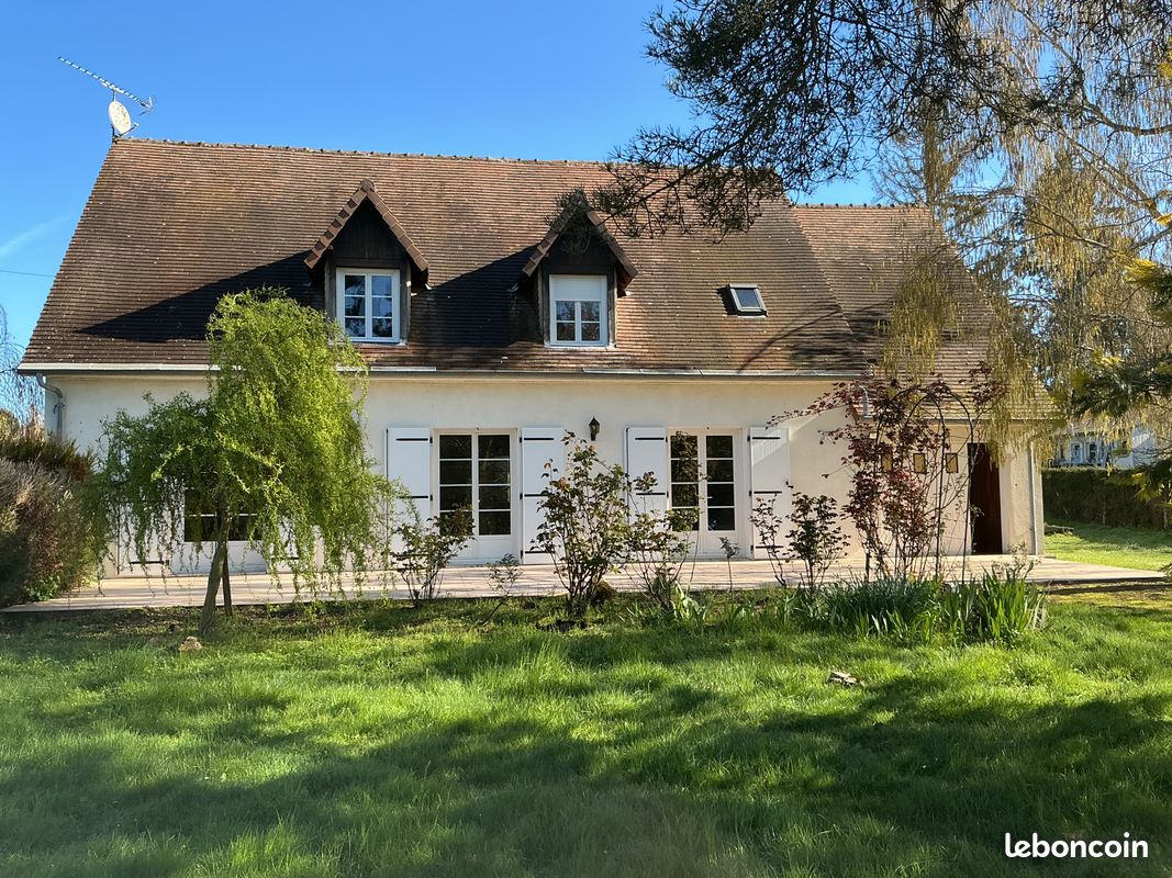 Maison 6 pièces 160 m² · à Yzeures-sur-Creuse · 160 m² · 180 000 €