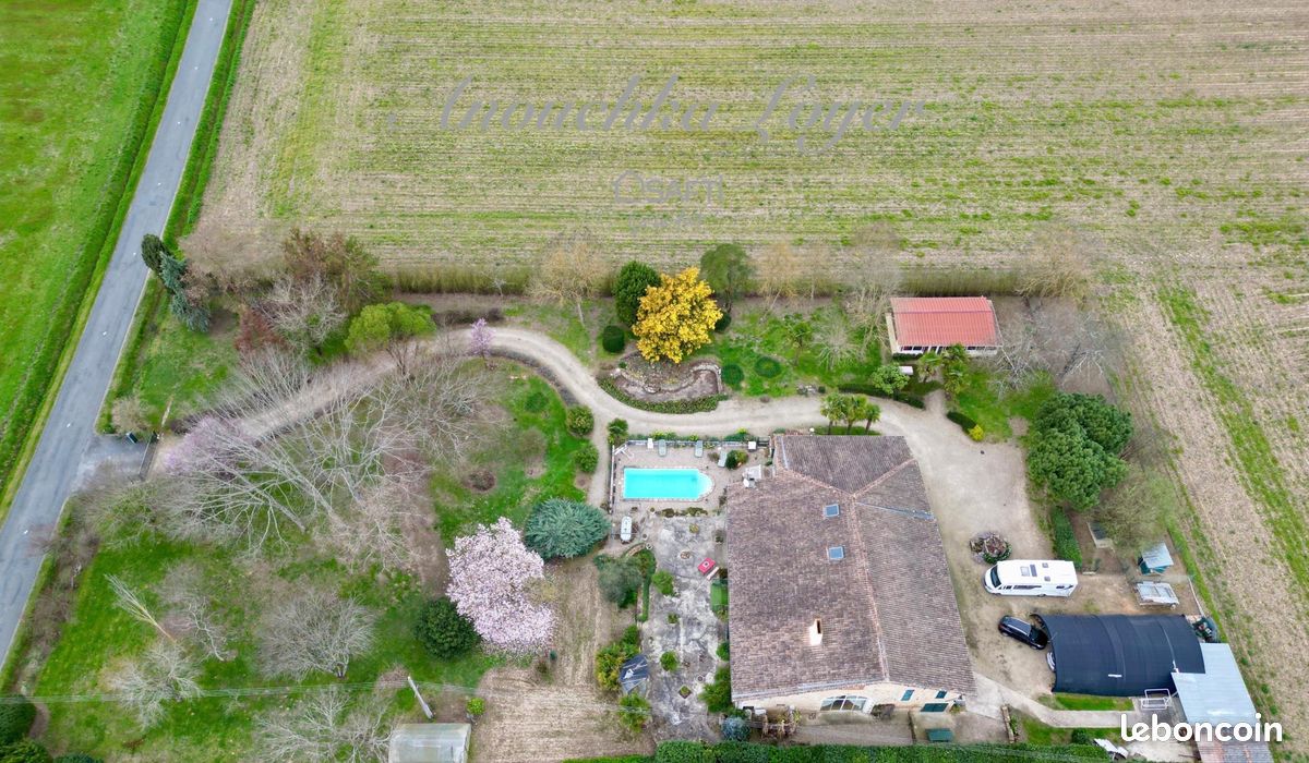 Maison 10 pièces 435 m² · à Castets Et Castillon · 435 m² · 415 000 €