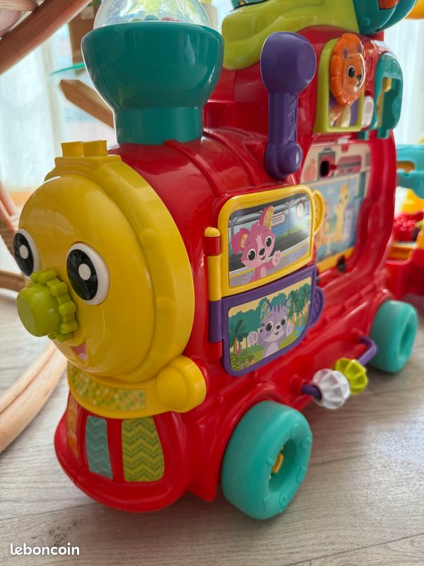 Petit train locomotive (image 1)