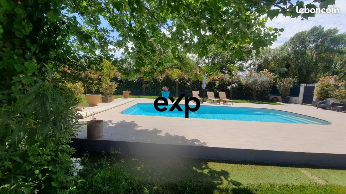Maison 7 pièces 210 m² · à Bouc-Bel-Air · 210 m² · 850 000 €