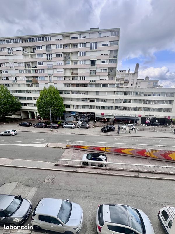 Appartement 4 pièces 92 m² · à Saint-Étienne · 92 m² · 110 000 €