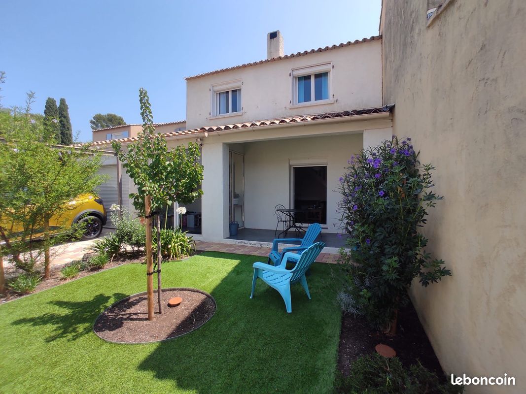 Maison mitoyenne Sanary sur mer (image 1)