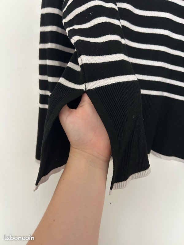 Haut à encolure bateau - Noir - Femme
