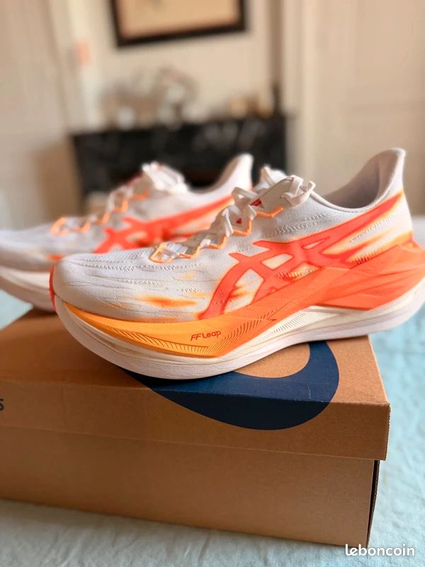 Asics Superblast 3 (image 1)