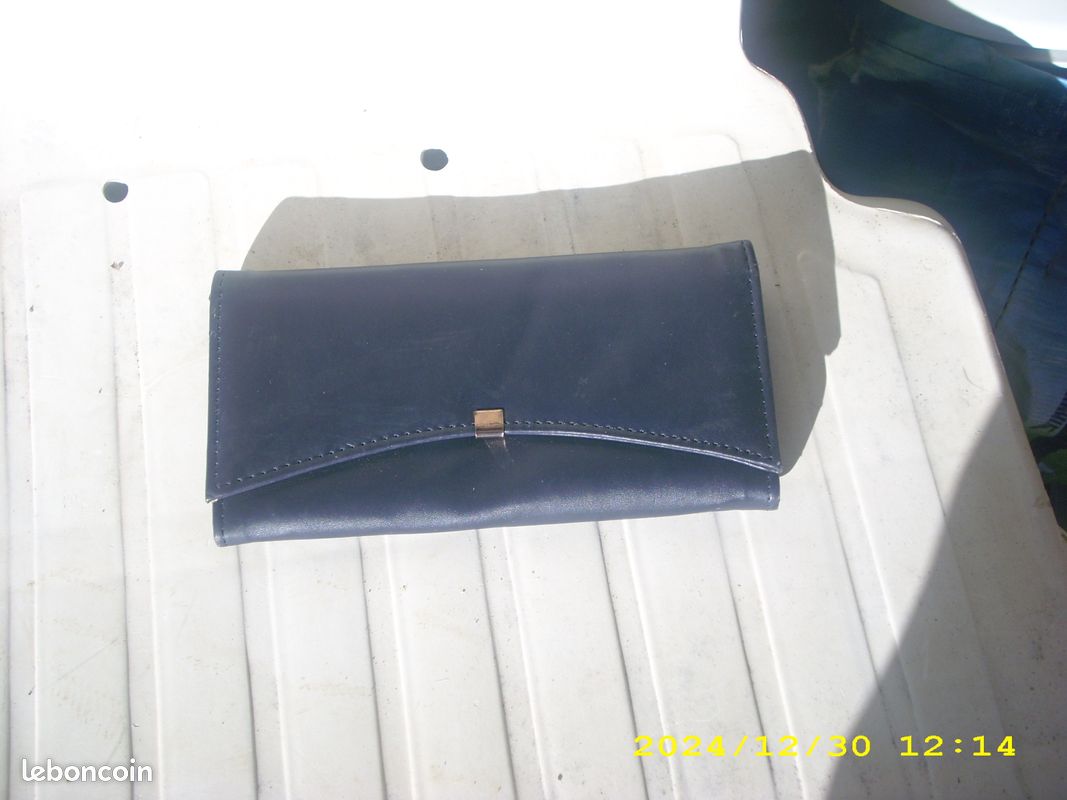 Porte-feuille marine (image 1)