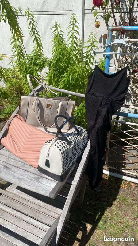 Bonjour, je vends lots de vêtements femmes , robes longues, robes courtes, combi short,jupes … (image 6)
