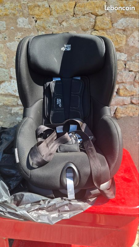 Siege auto isofix (image 1)