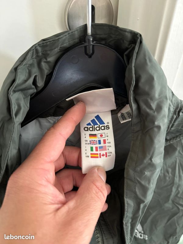 K-Way veste de pluie Adidas Vintage Taille M (image 2)