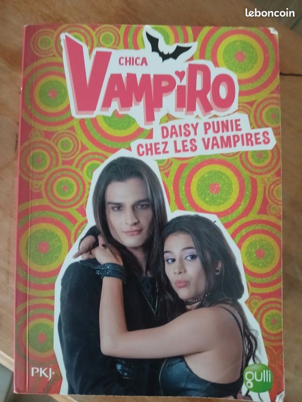 Lot de livre Chica Vampiro (image 1)