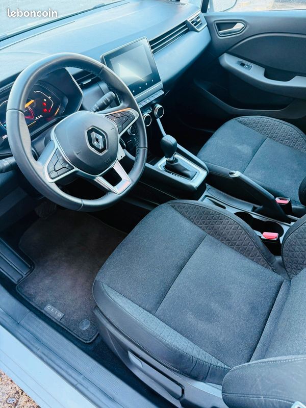 RENAULT CLIO 5 1.6 145CV BVA Business (image 15)