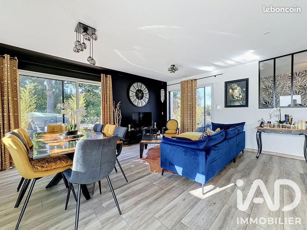 Maison 5 pièces 92 m² · à Saint-Père-en-Retz · 92 m² · 320 000 €