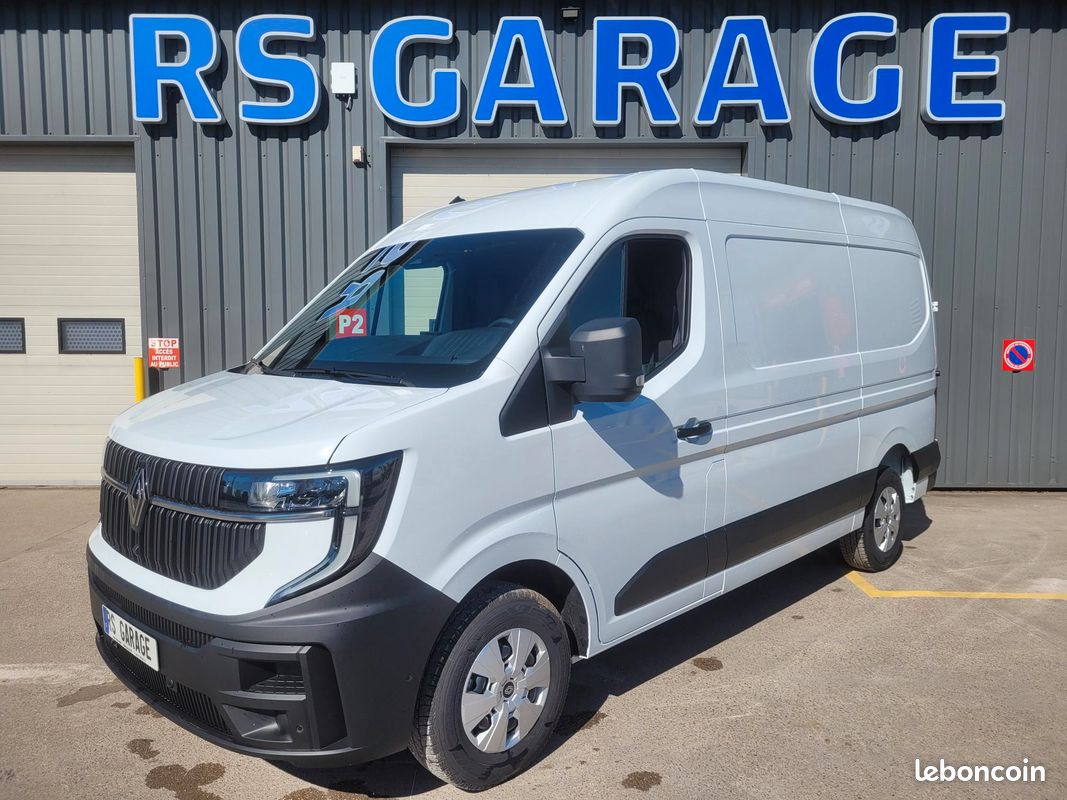 RENAULT MASTER IV 3T5 L2H2 FOURGON 2.0 Blue DCI 170 AUTO EXTRA 03 PLACES NEUF + CAMÉRA RECUL + CLIM AUTO + RADARS AVANT-ARRIERE-LATÉRAUX + PORTES 270 DEGRÉS + PNEUS TOUS TEMPS ( Prix Vente 33 990 HT ) (image 9)