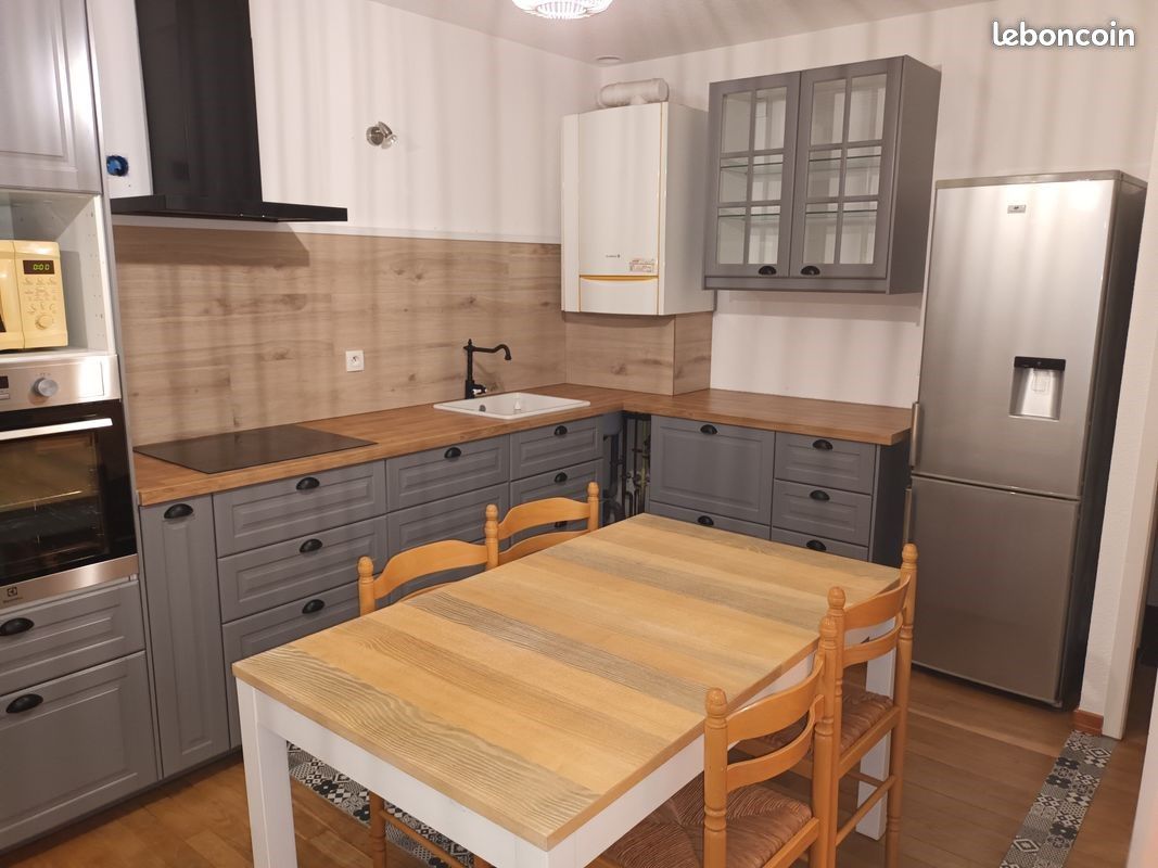 Appartement 3 pièces 64 m² · à Poligny · 64 m² · 650 €/mois