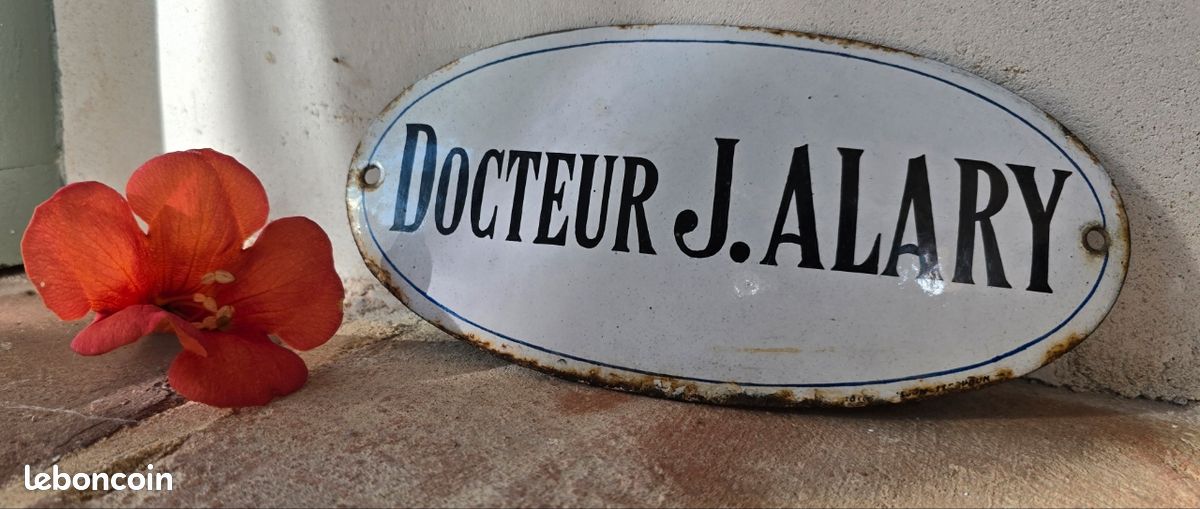 PLAQUE ÉMAILLÉE BOMBÉE : MARIUS de M. Pagnol EUR 32,00 - FR
