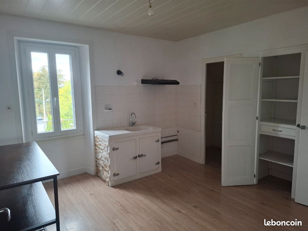 Appartement 3 pièces 61 m² · à Saint-Cernin · 61 m² · 511 €/mois